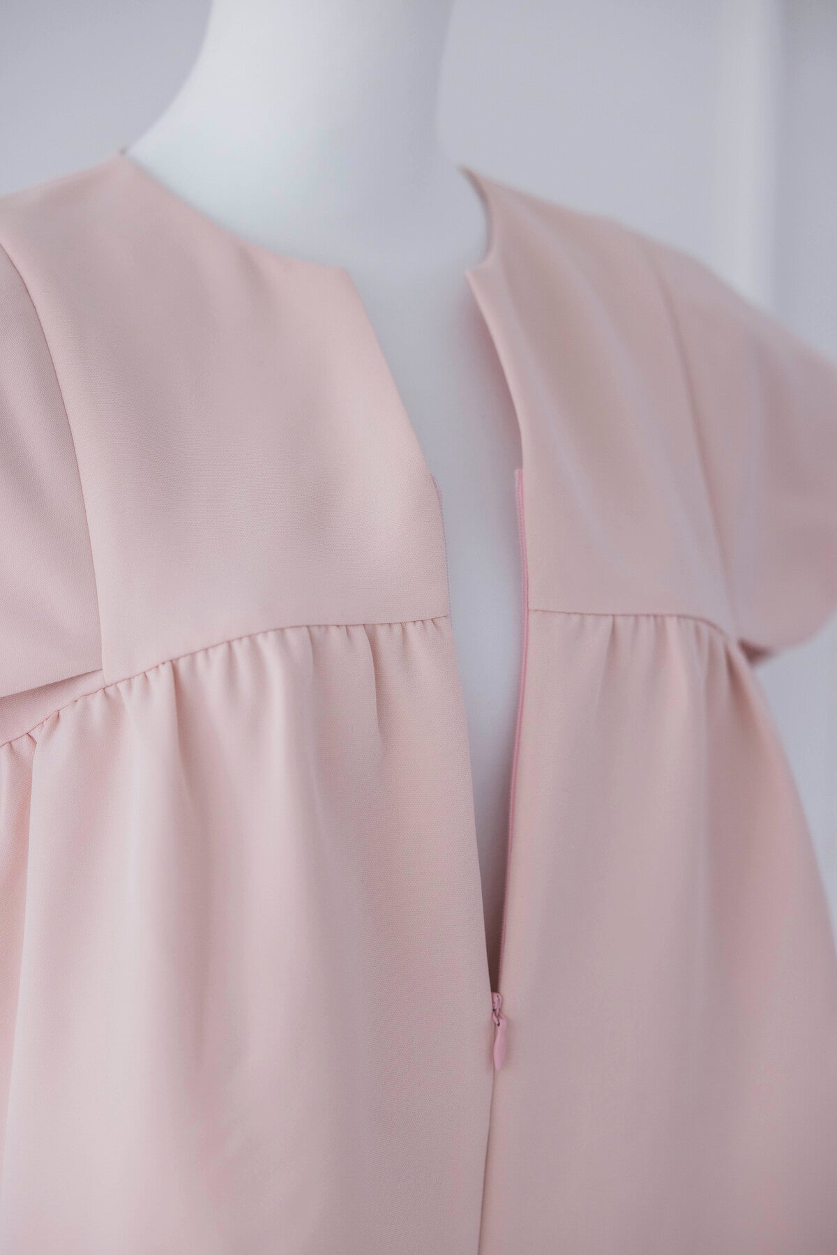 美人トップス ペタルスリーブ(マシュマロピンク)