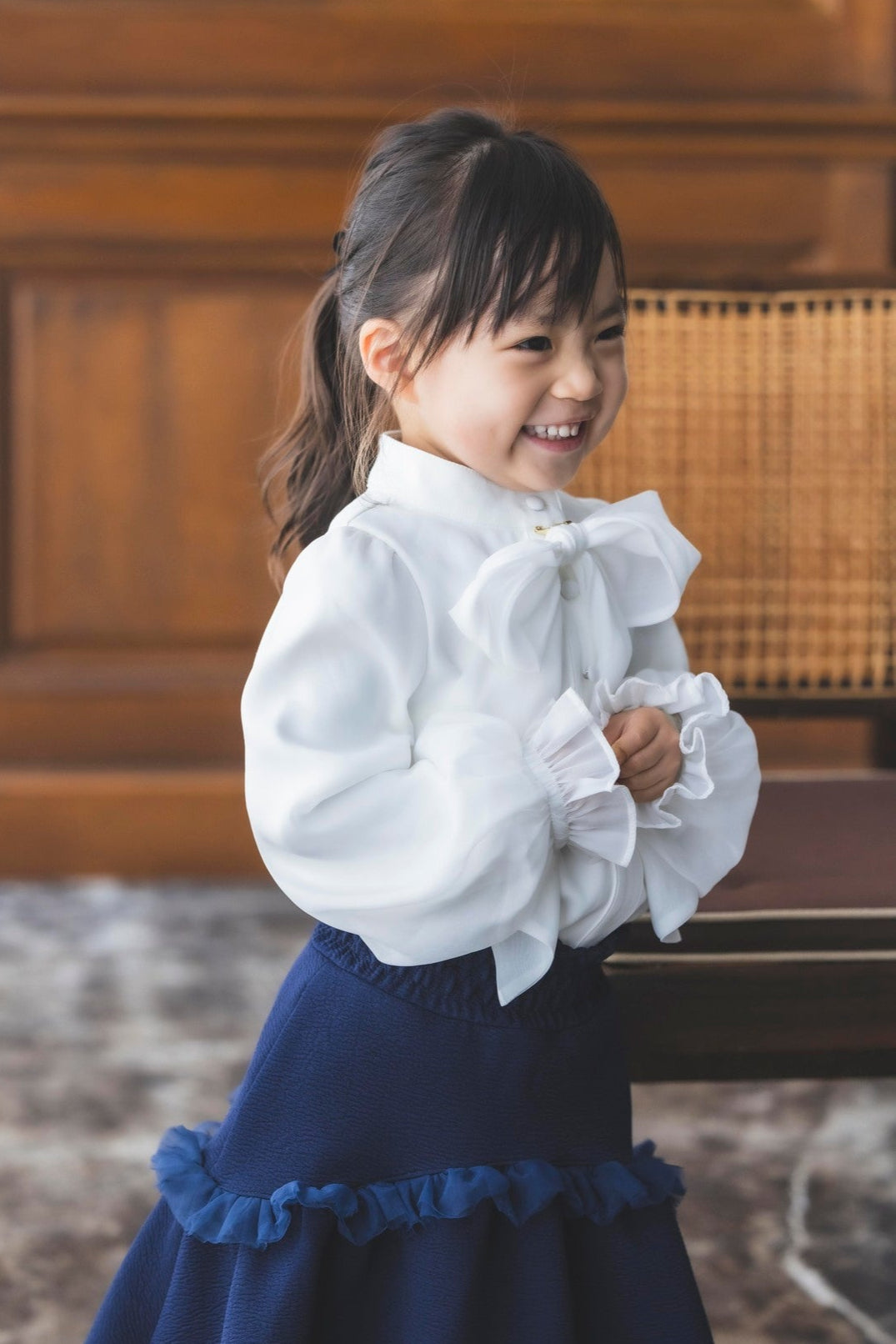 とろみ素材のお出かけブラウス for kids