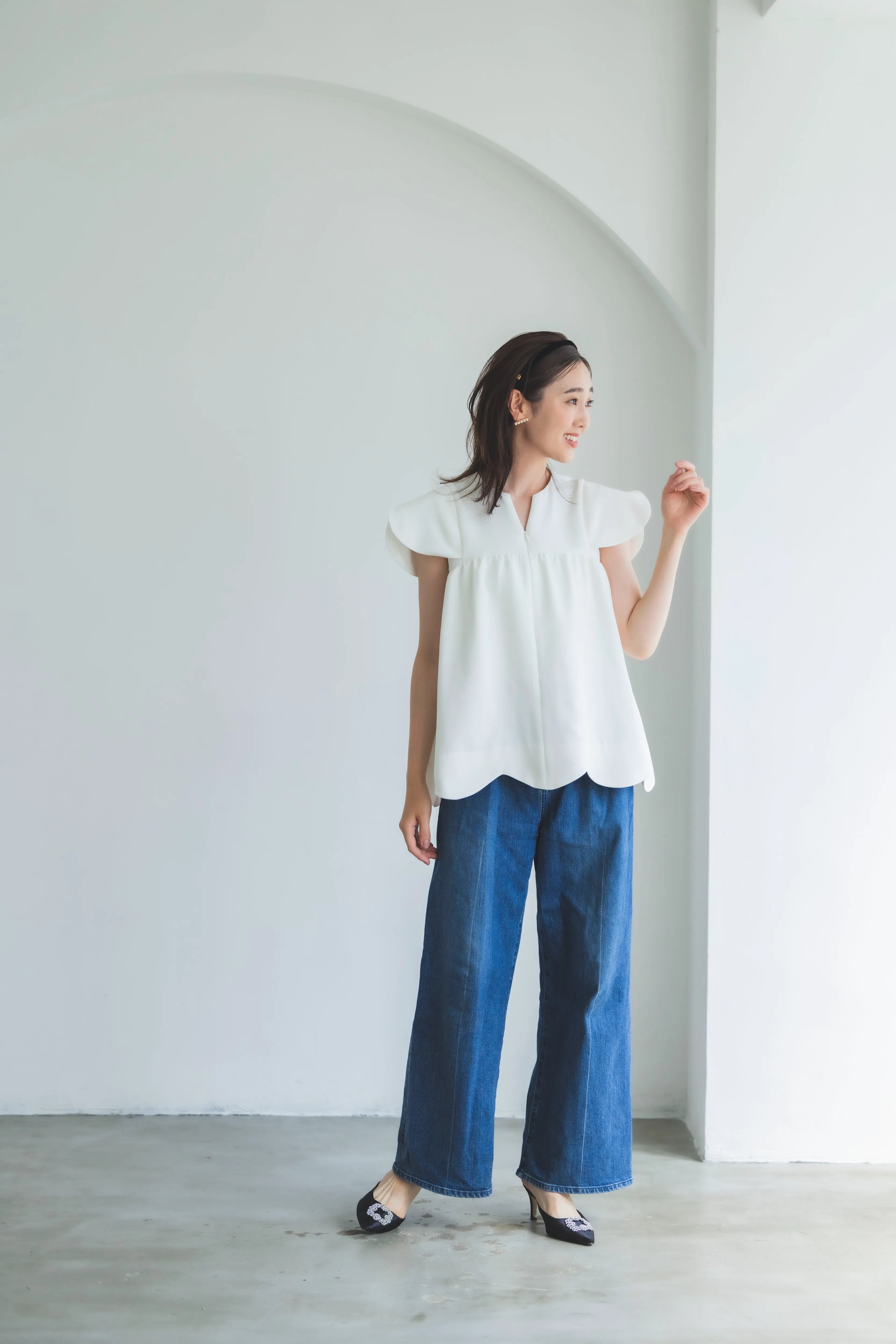 美人トップス ペタルスリーブ(ホワイト)