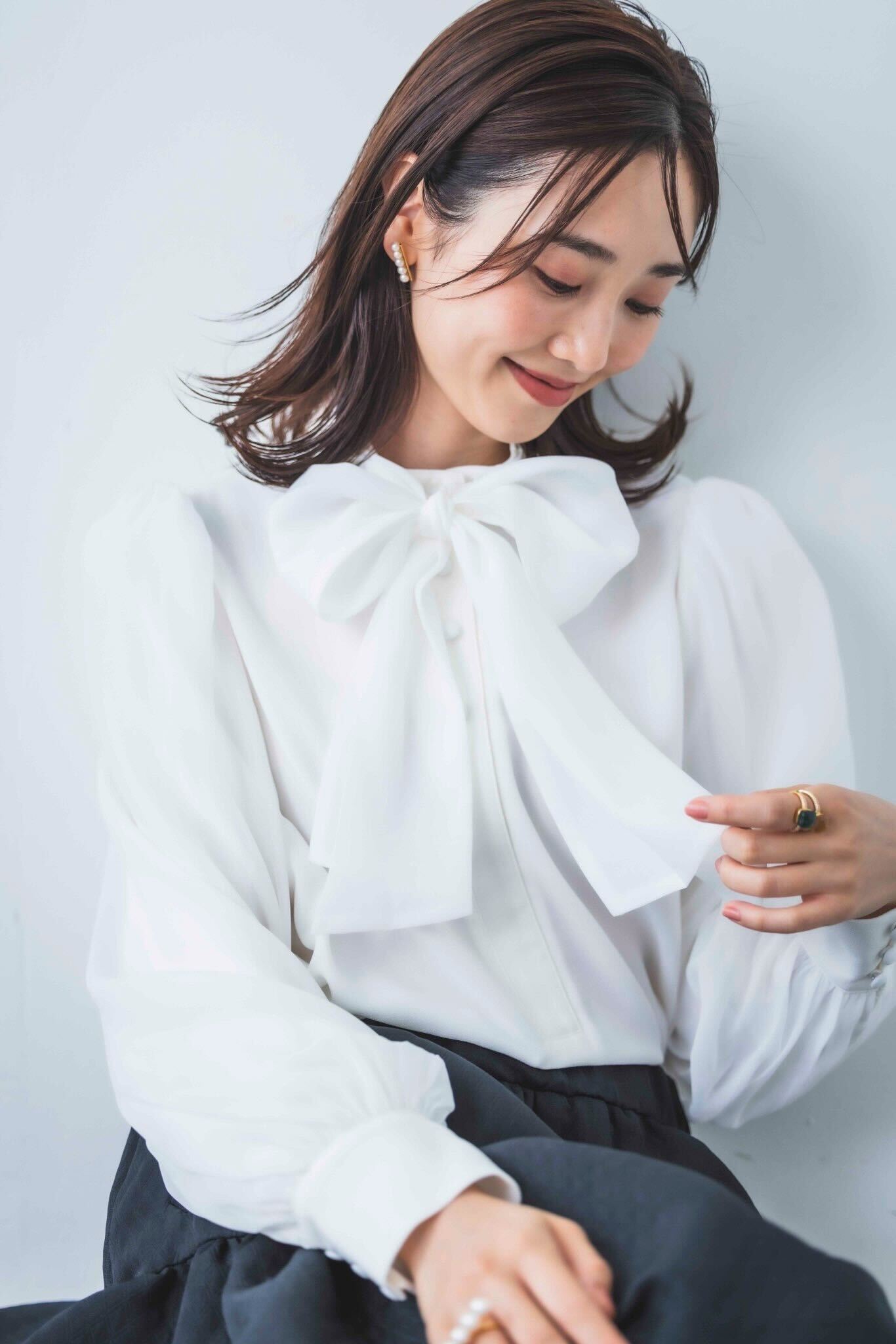 とろみ素材のお出かけブラウス (ブラック)