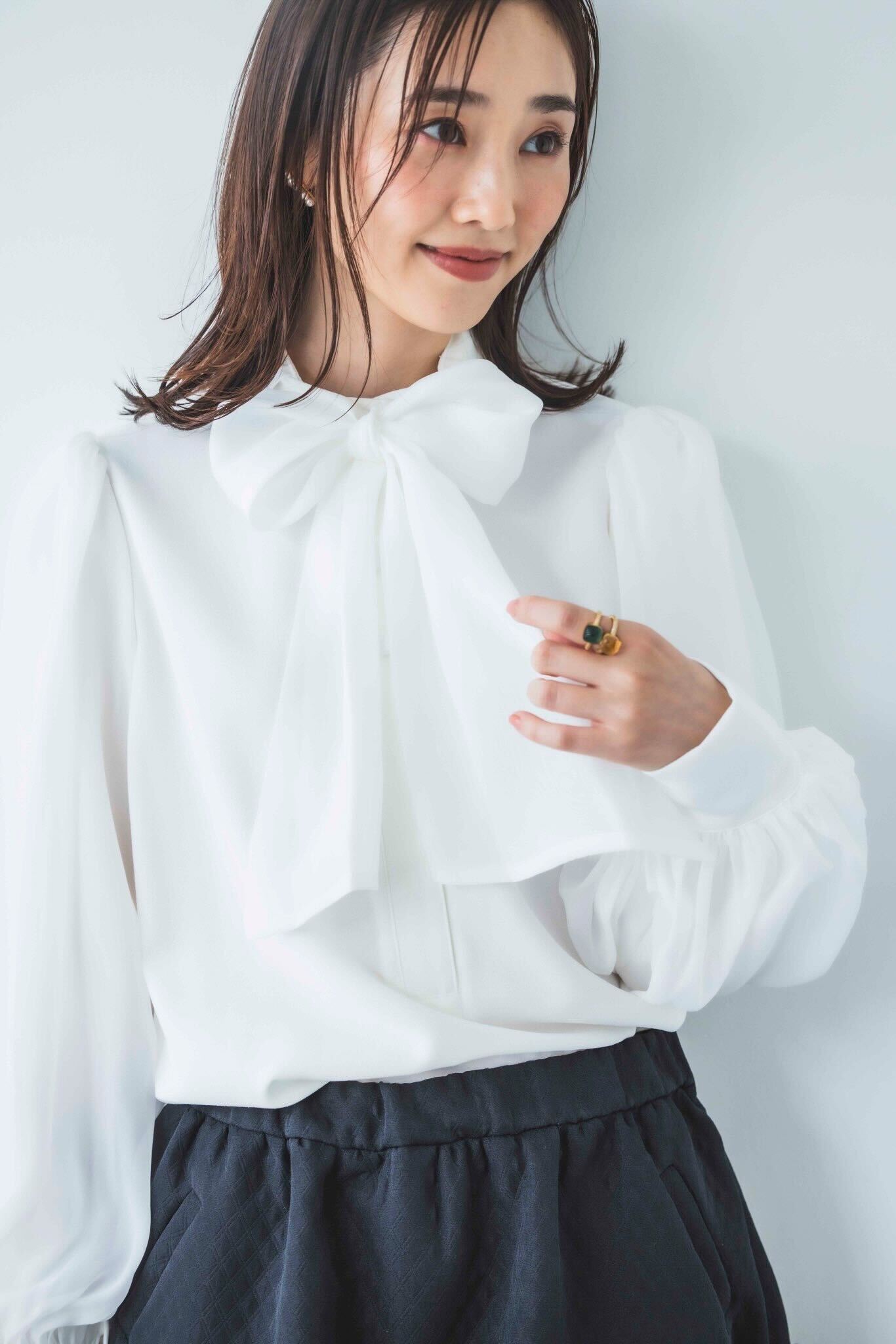 とろみ素材のお出かけブラウス (ブラック)