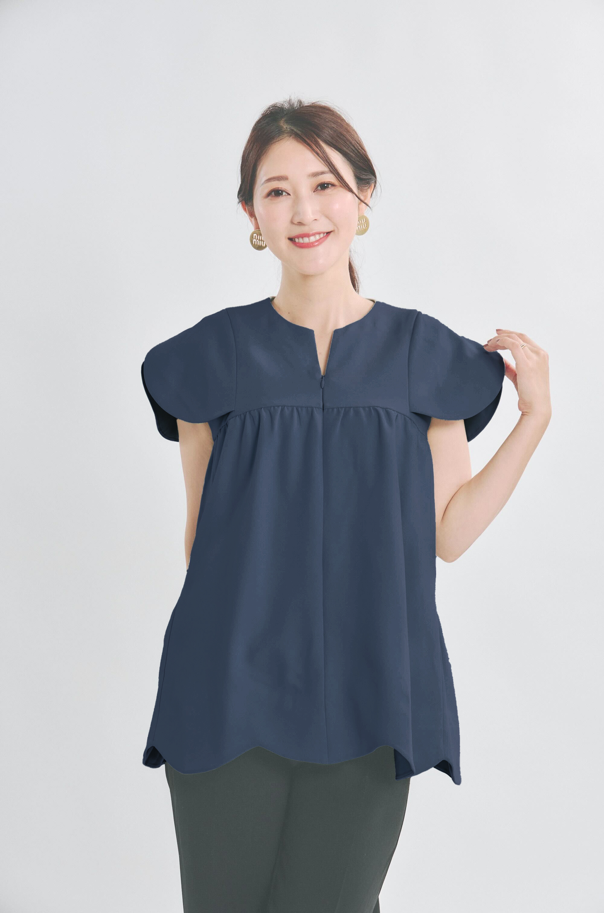 美人トップス ペタルスリーブ(ネイビー)