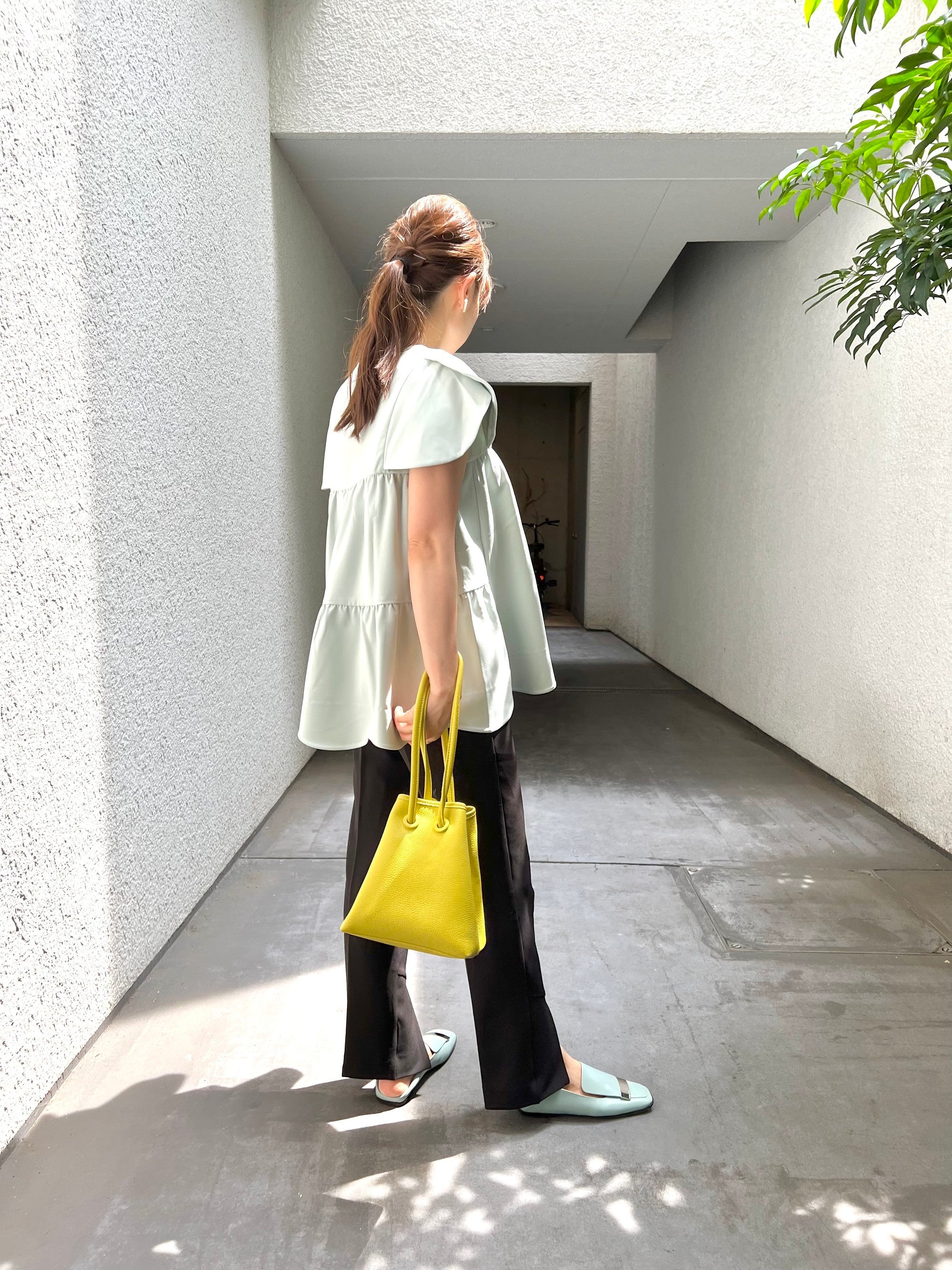 美人トップス ペタルスリーブ(ブルー)