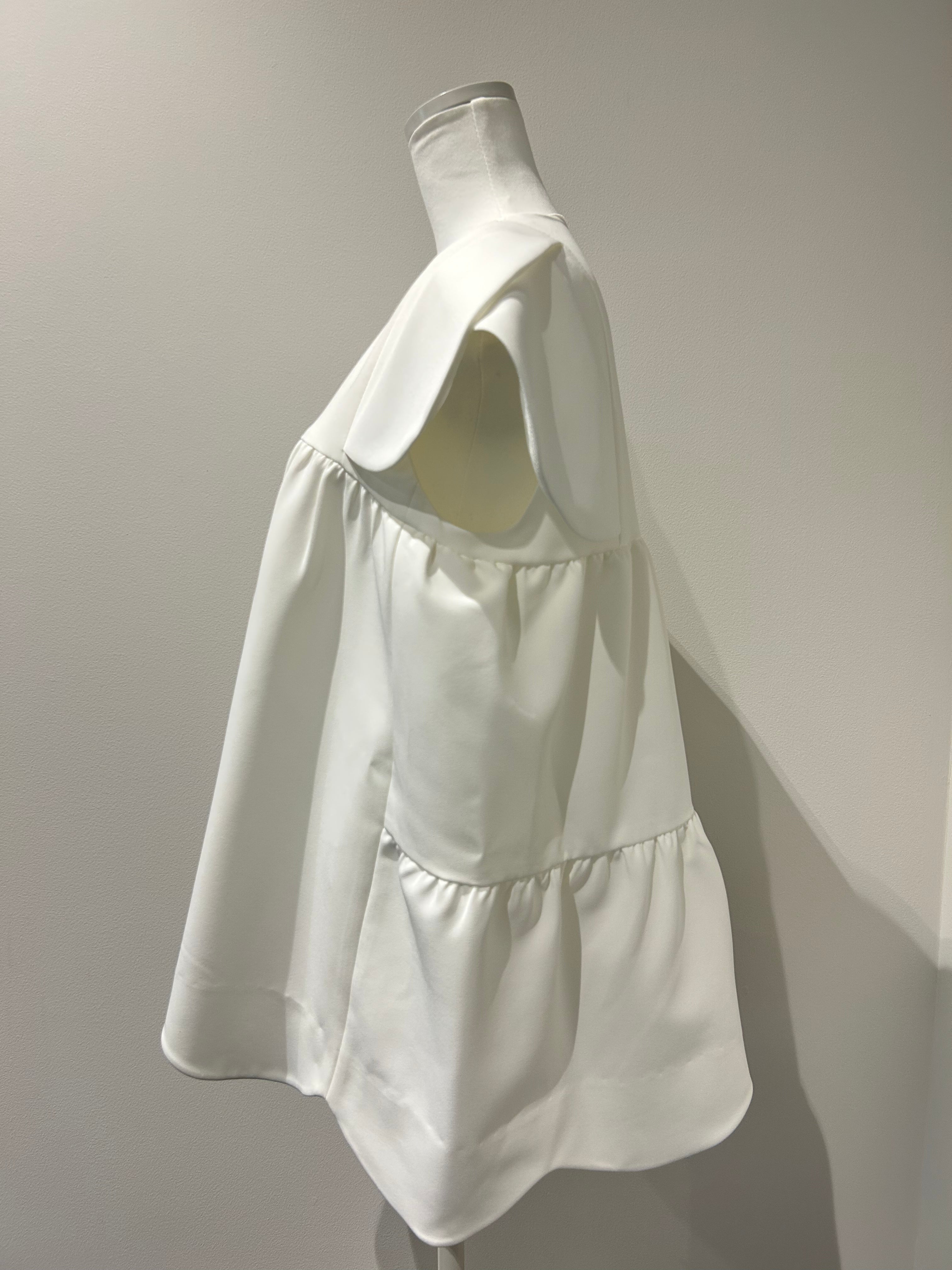 美人トップス ペタルスリーブ(ホワイト)