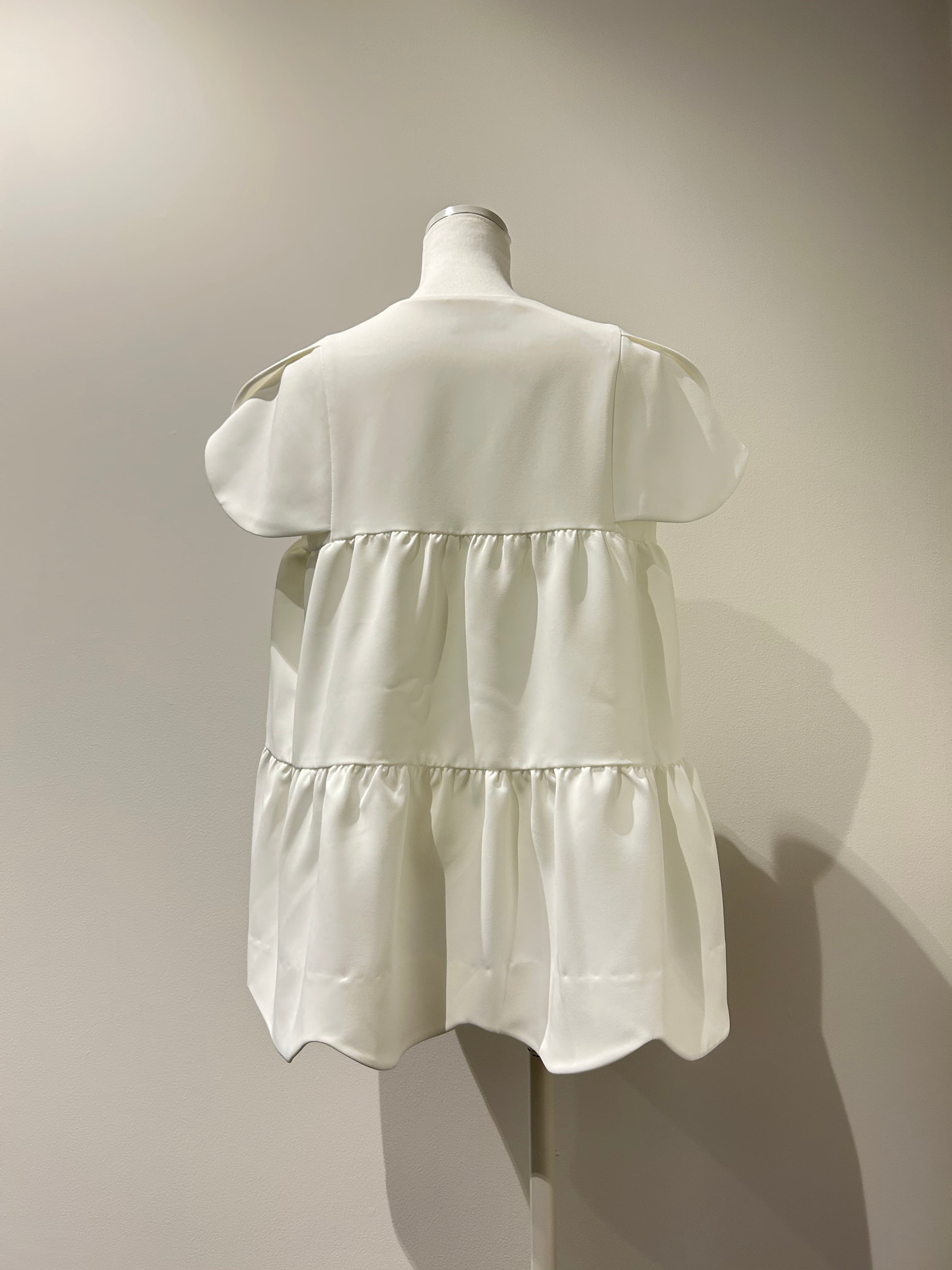 美人トップス ペタルスリーブ(ホワイト)